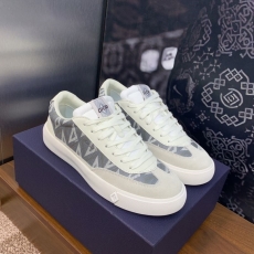 Christian Dior Low Shoes